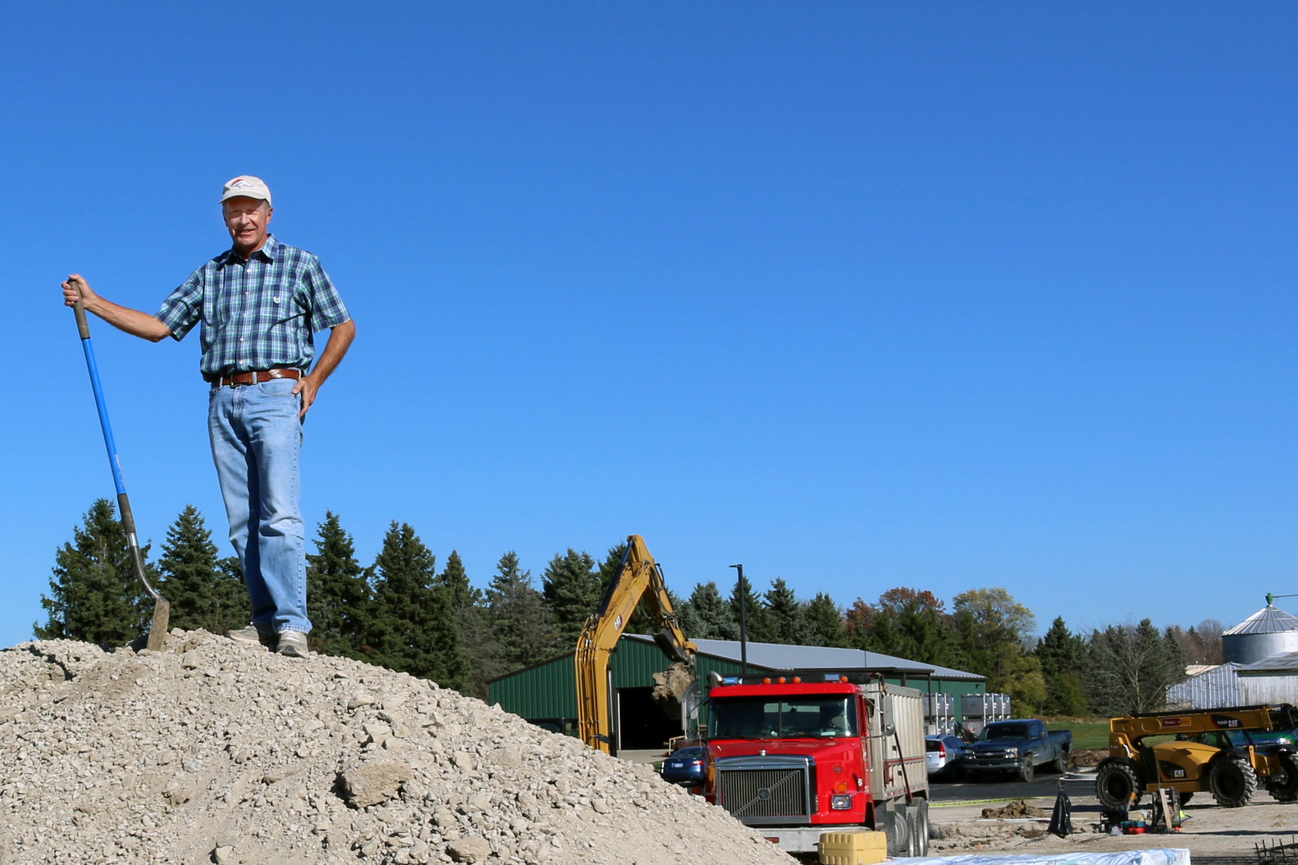 1428 Groundbreaking Kirk.jpg